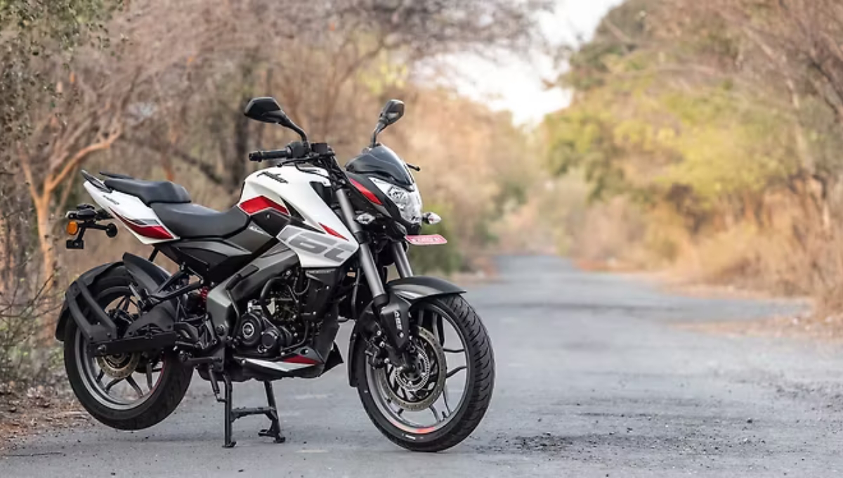 Bajaj Pulsar NS160: With 5-year warranty, advanced suspension and excellent mileage