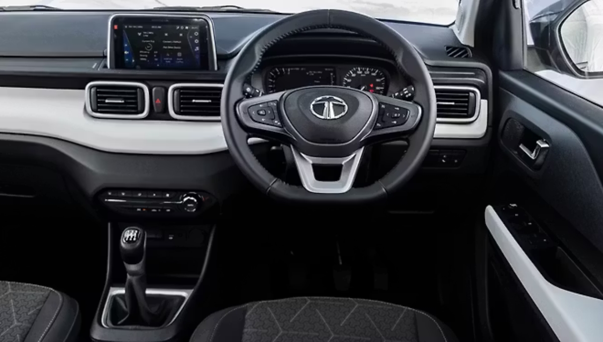 Tata Punch 2025: Compact SUV with LED Headlamps, Touchscreen, ABS and Starting at 6.20 Lakh