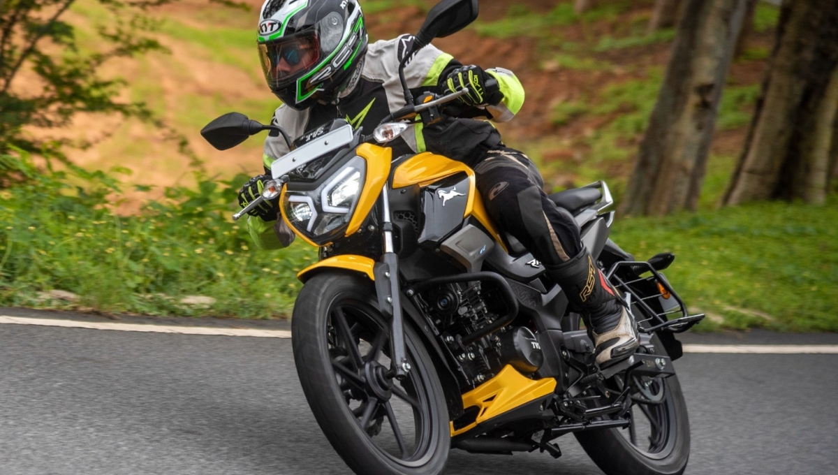 TVS Raider 125: Fast, stylish and smart with 5-step monoshock and LED lights at Rs 1.05 lakh