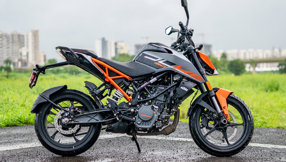 KTM 160 Duke 2025: 164cc Powerhouse with 18.7 BHP Expected Price Rs1.80 Lakh