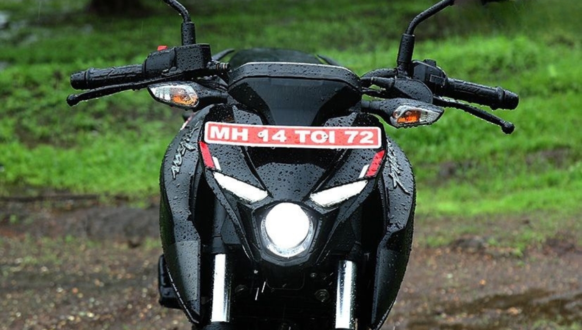 Bajaj Pulsar N160 2025: 164cc Power, LED Headlights and Dual ABS Affordable Thrill at Rs1.45 Lakh