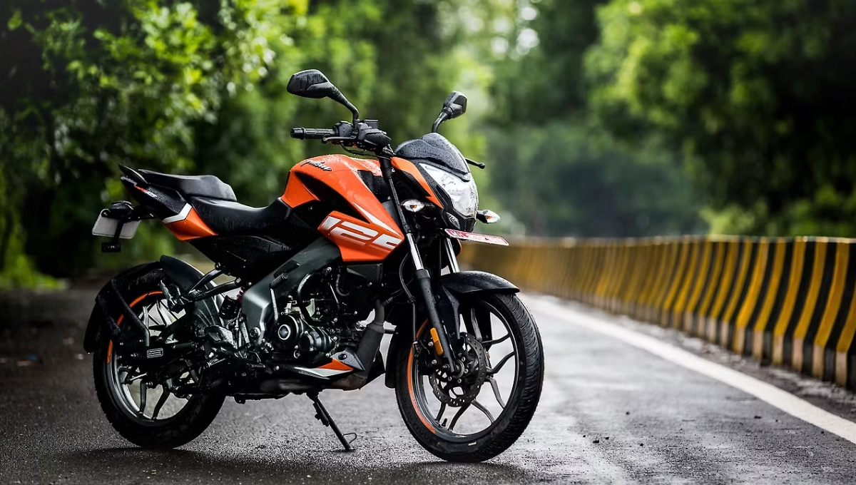 Bajaj Pulsar NS125: Powerful power and style of 124cc, priced at just Rs 1,10,000