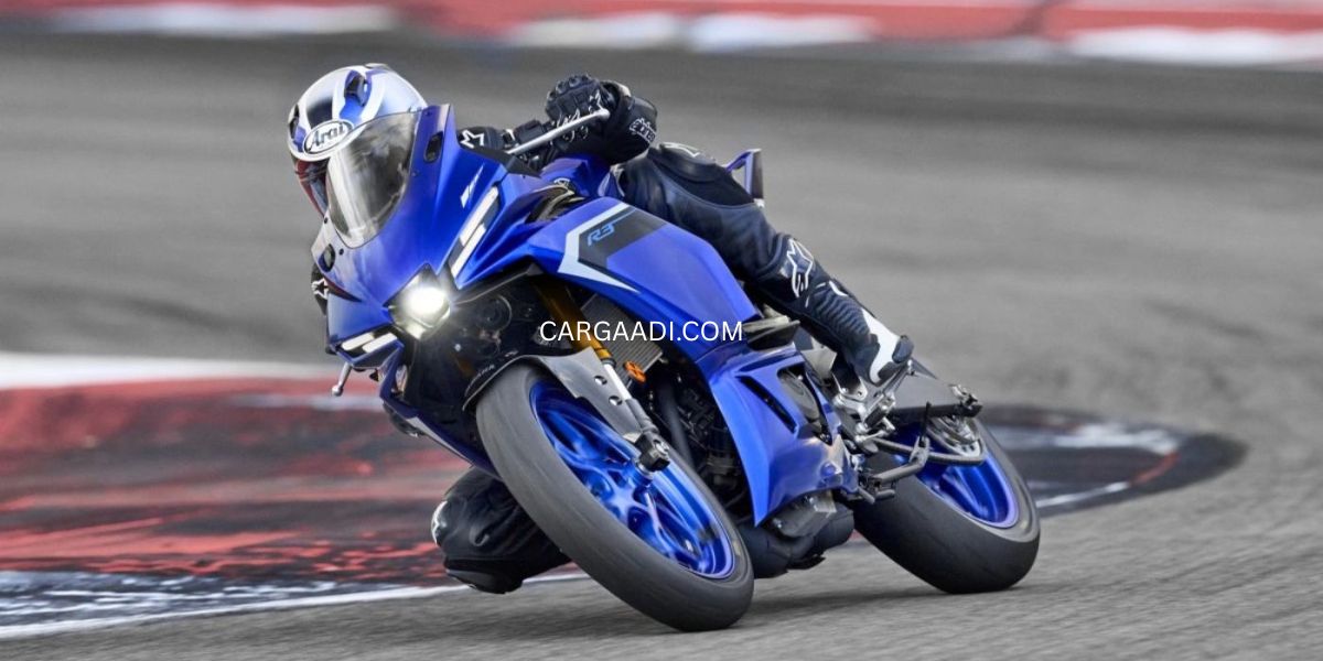 Yamaha R3