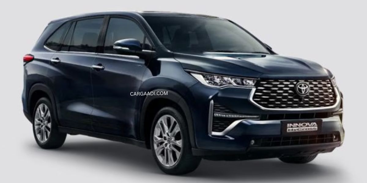 Innova Hycross